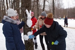 Клуб «Непоседы». Прогулка в лес с изготовлением снежных скульптур «Чудеса из снега»