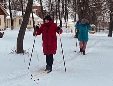 На лыжи становись! Здоровьем зарядись!